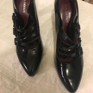 Enzo Angiolini black leather buckled 3” heel pumps